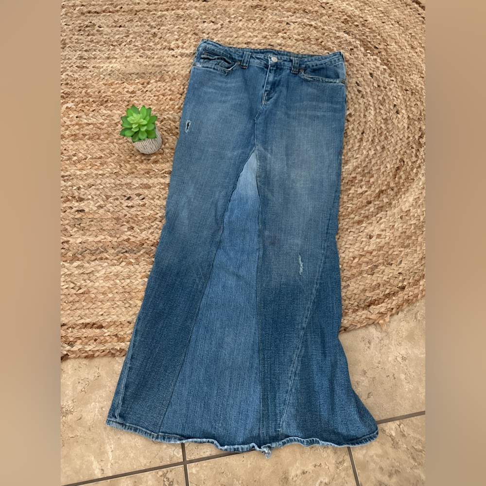 TRUE RELIGION DENIM MAXI SKIRT